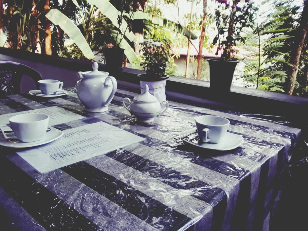 Enthral View Homestay Ела Екстериор снимка