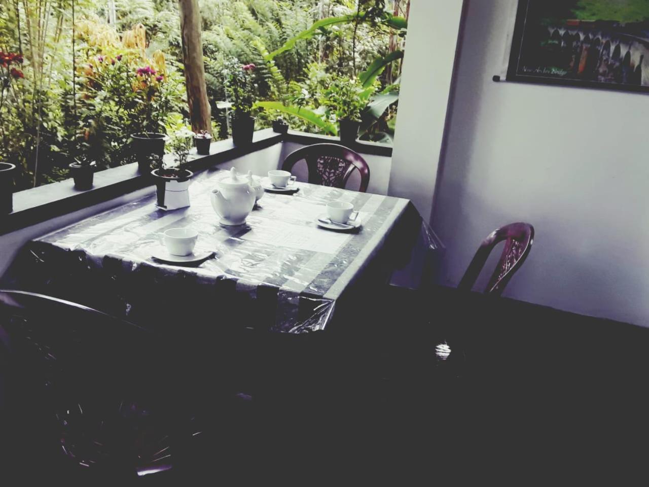 Enthral View Homestay Ела Екстериор снимка